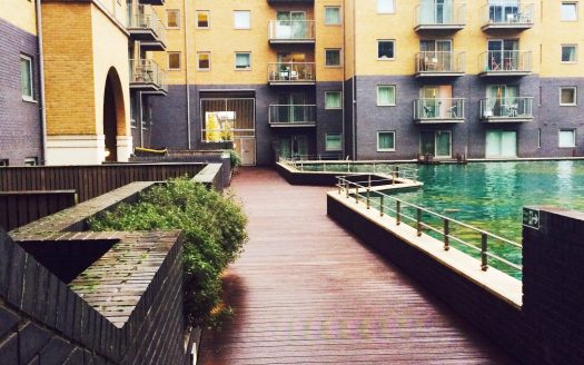 2 bed flat in Argyll Road