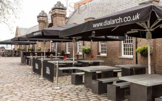 2 bed flat in Argyll Road