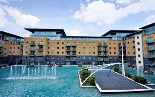 2 bed flat in Argyll Road